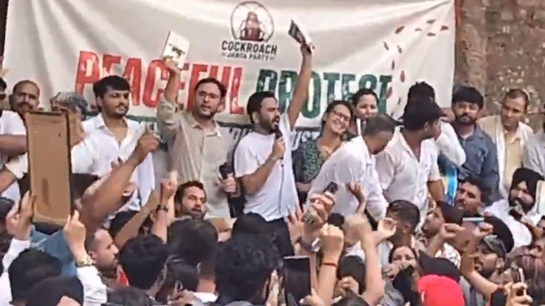 Abhijeet Dipke Returns to India, Launches CJP Protest in Delhi