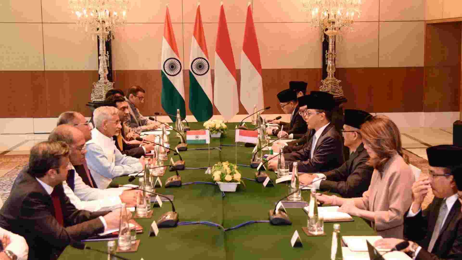 Jaishankar, Indonesian FM Sugiono Hold Key Talks to Expand Strategic Partnership Jaishankar, Indonesian FM Sugiono Hold Key Talks to Expand Strategic Partnership