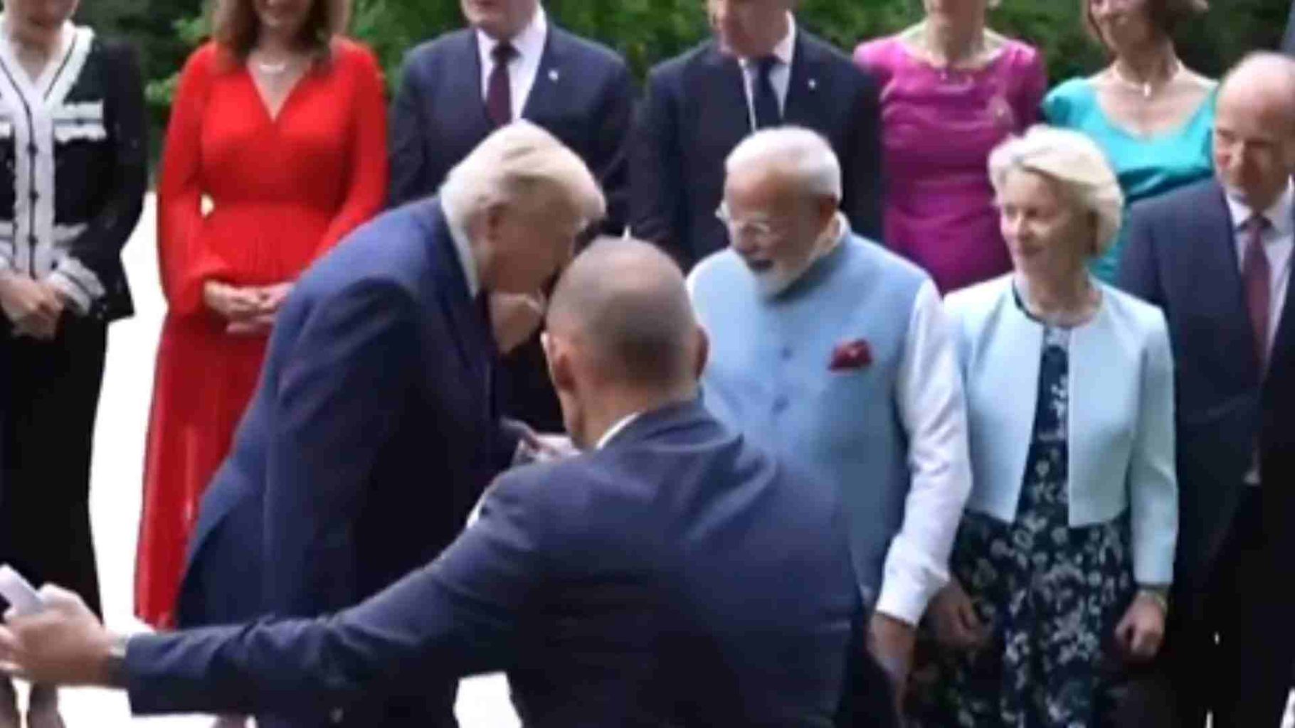 PM Modi Extends Helping Hand to Trump During G7 Family Photo