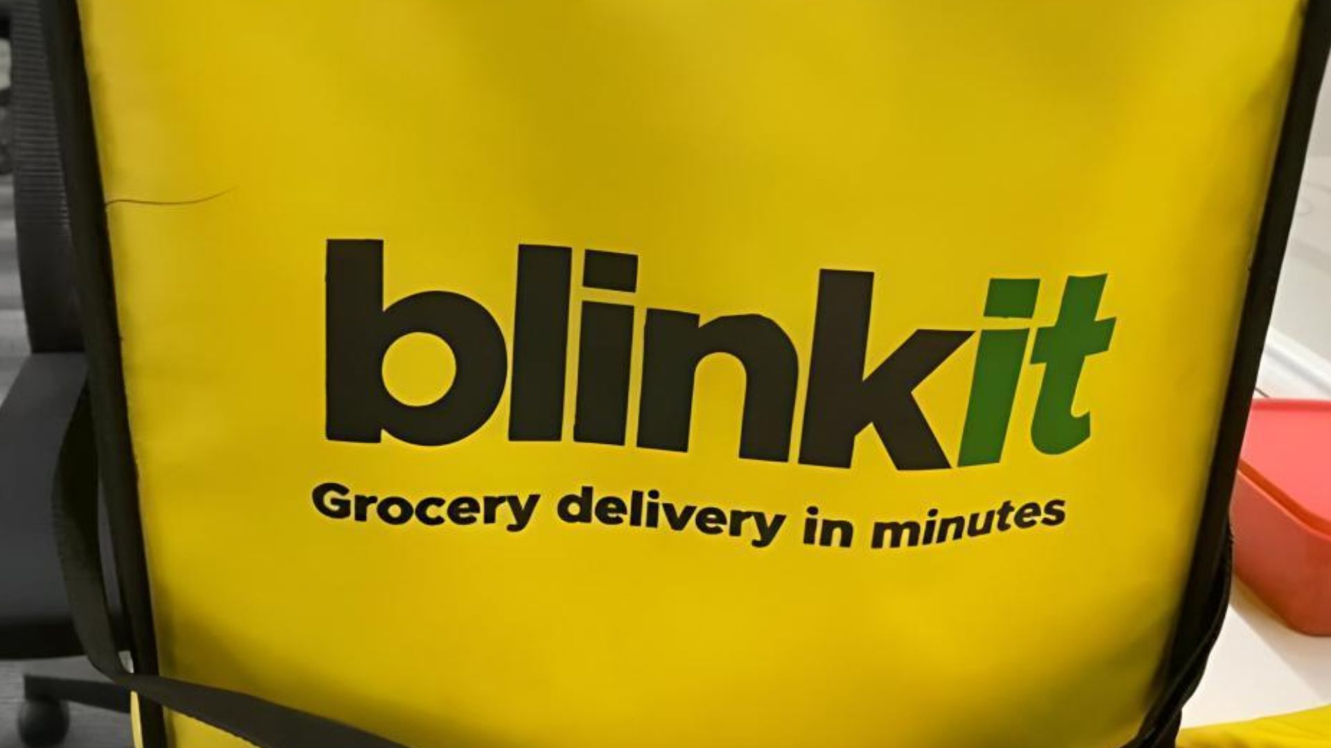 Blinkit Food Licence Suspended in Maharashtra Over Cockroach Infestation, Expired Products