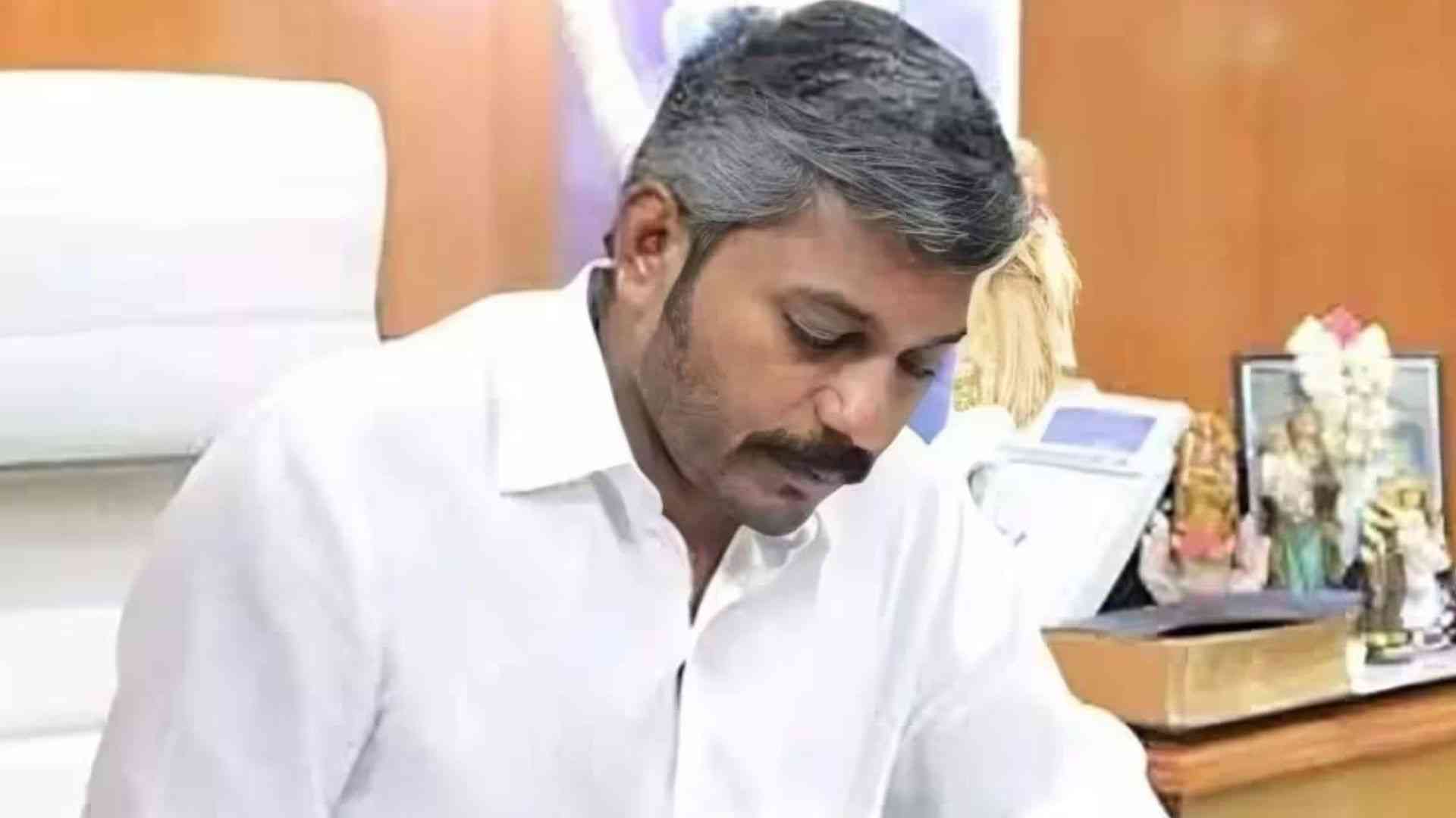 Bribery Allegation Rocks Tamil Nadu Assembly as DMK, BJP Target Finance Minister