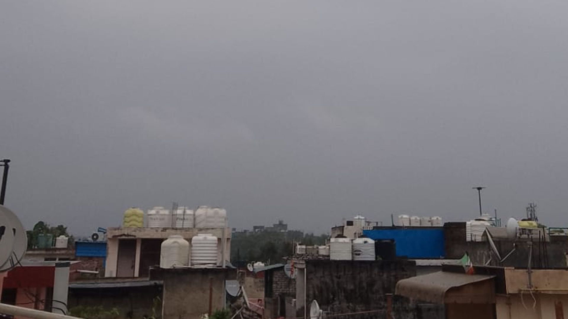 IMD Warns of Heavy Rain in Delhi-NCR; Red Alert Issued for Parts of National Capital