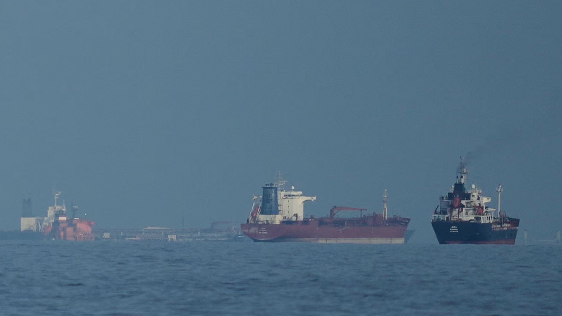 Iran Blacklists 45 Tankers Including India-Linked Vessels Amid US Tensions