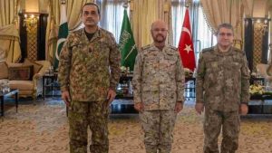 Mecca Defence Pact Pakistan, Turkey, Saudi Arabia Plan Urgent Military Meeting Amid Houthi Attacks