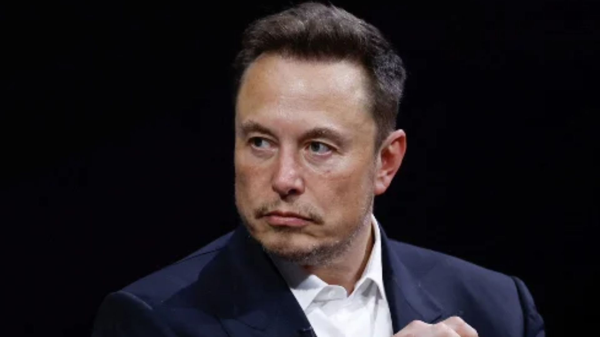 Elon Musk Questions Starlink Licence Delay in India, Rahul Gandhi Responds
