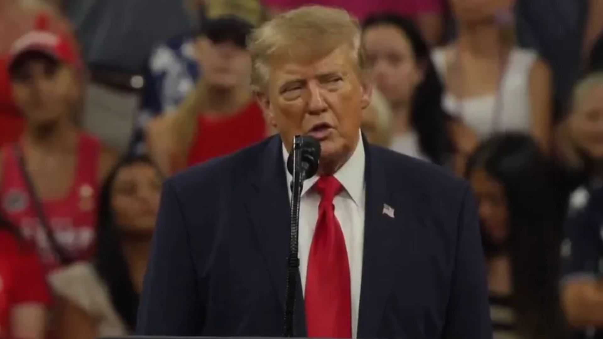 Trump Again Claims 250% Tariff Threat Forced India and Pakistan to Stop Fighting