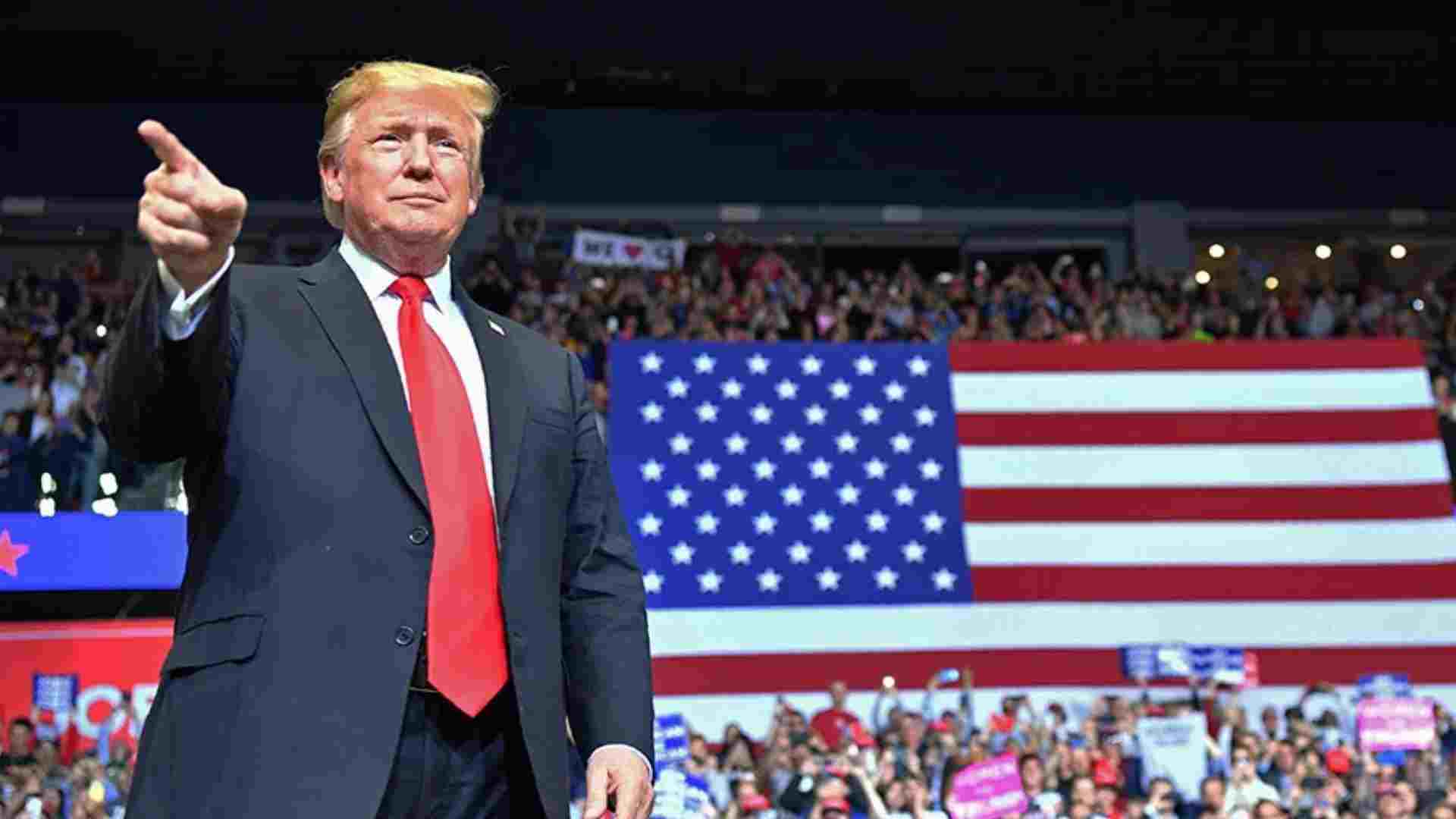 Trump Losing Voter Support Ahead of US Midterms Despite Republican Loyalty